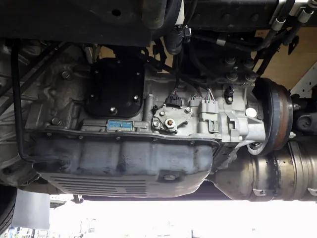 日野デュトロ幌車小型（2t・3t）[写真28]