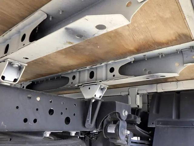 日野デュトロ幌車小型（2t・3t）[写真29]