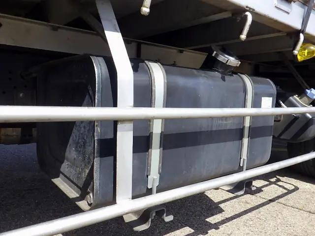 三菱ふそうファイターアルミブロック中型（4t）[写真27]