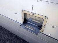 三菱ふそうファイターアルミブロック中型（4t）[写真35]