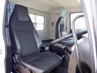 三菱ふそうファイターアルミブロック中型（4t）[写真38]