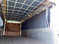 三菱ふそうファイターアルミブロック中型（4t）[写真08]