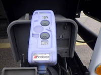 三菱ふそうキャンター平ボディ小型（2t・3t）[写真15]