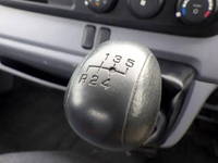 三菱ふそうキャンター平ボディ小型（2t・3t）[写真20]