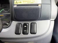 三菱ふそうキャンター平ボディ小型（2t・3t）[写真24]