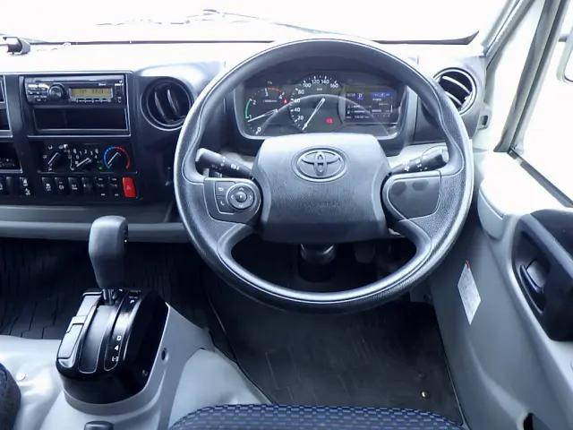 トヨタダイナ幌車小型（2t・3t）[写真13]