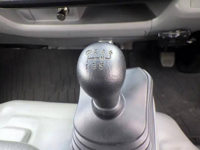 日野デュトロ高所作業車小型（2t・3t）[写真17]