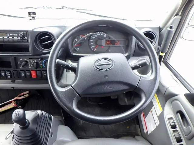 日野デュトロ高所作業車小型（2t・3t）[写真15]