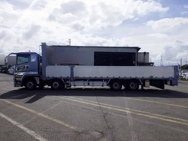 三菱ふそうスーパーグレートアルミブロック大型（10t）[写真02]