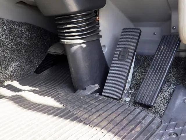 三菱ふそうスーパーグレートアルミブロック大型（10t）[写真20]