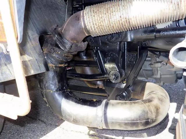 三菱ふそうスーパーグレートアルミブロック大型（10t）[写真23]