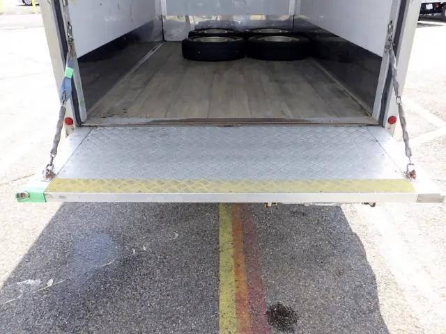 トヨタダイナパネルバン小型（2t・3t）[写真08]