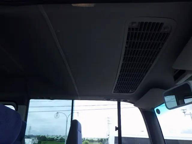 いすゞジャーニーマイクロバス[写真19]