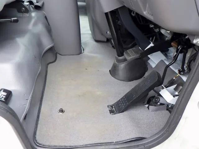 いすゞジャーニーマイクロバス[写真20]