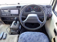 三菱ふそうローザマイクロバス[写真09]