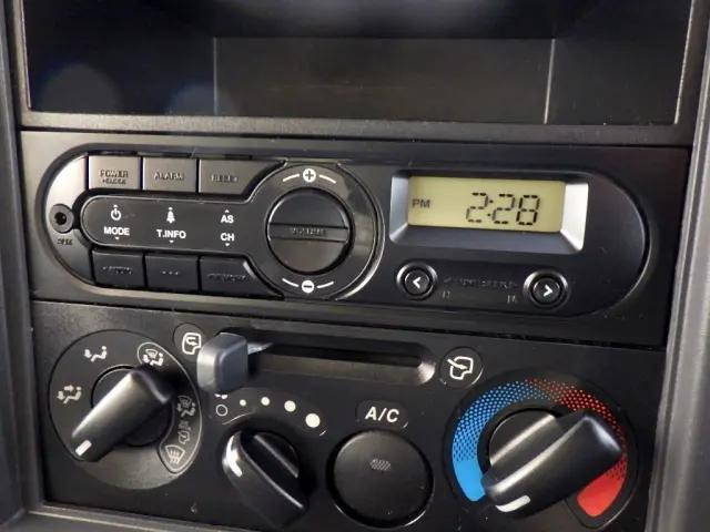 いすゞエルフアルミバン小型（2t・3t）[写真16]