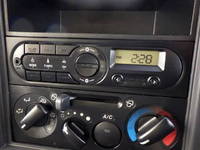 いすゞエルフアルミバン小型（2t・3t）[写真17]