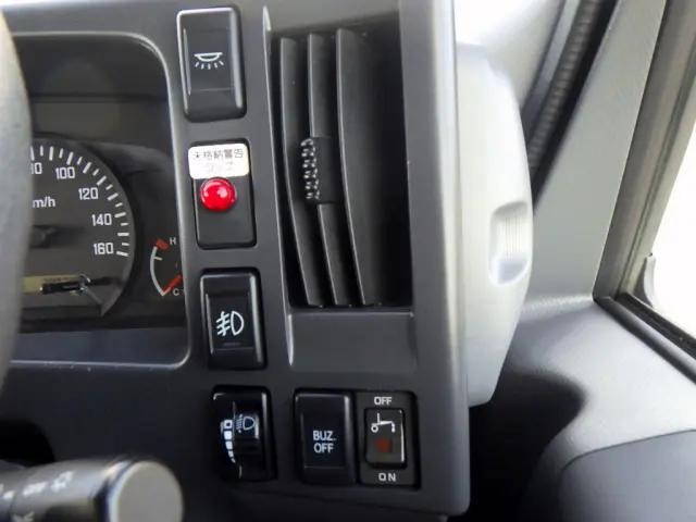 いすゞエルフアルミバン小型（2t・3t）[写真19]