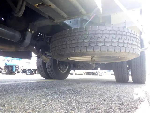 いすゞエルフアルミバン小型（2t・3t）[写真23]