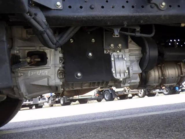 いすゞエルフアルミバン小型（2t・3t）[写真24]