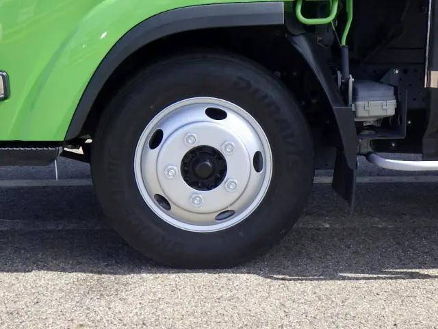 いすゞエルフアルミバン小型（2t・3t）[写真25]