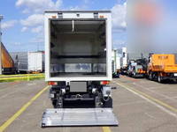 いすゞエルフアルミバン小型（2t・3t）[写真06]