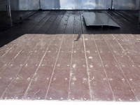 いすゞエルフアルミバン小型（2t・3t）[写真09]