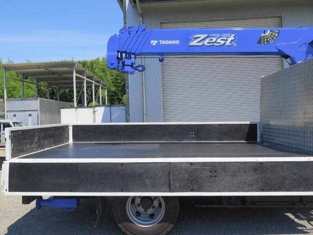 いすゞエルフクレーン6段小型（2t・3t）[写真11]