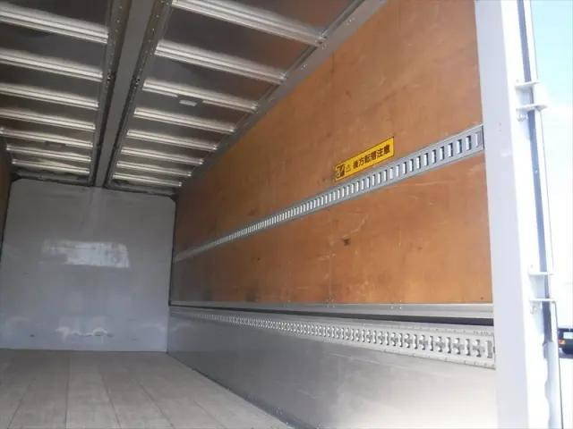 いすゞフォワードアルミウイング中型（4t）[写真14]