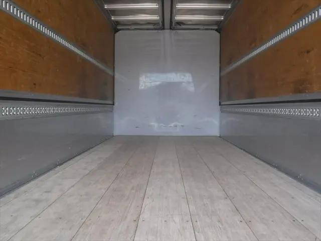 いすゞフォワードアルミウイング中型（4t）[写真16]