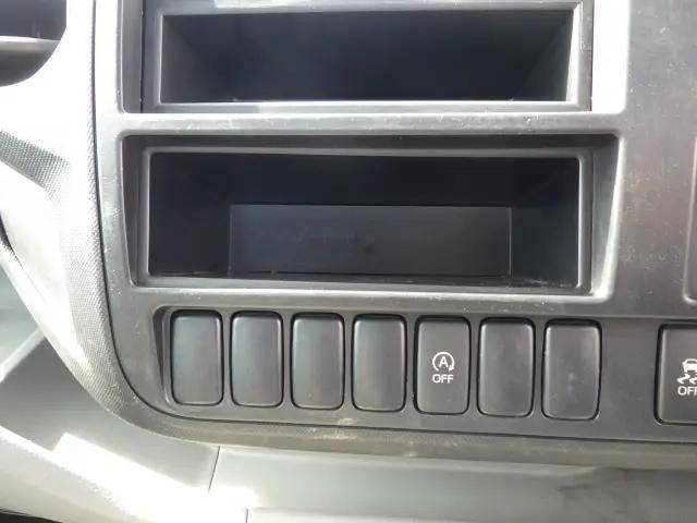 日野デュトロ平ボディ小型（2t・3t）[写真16]