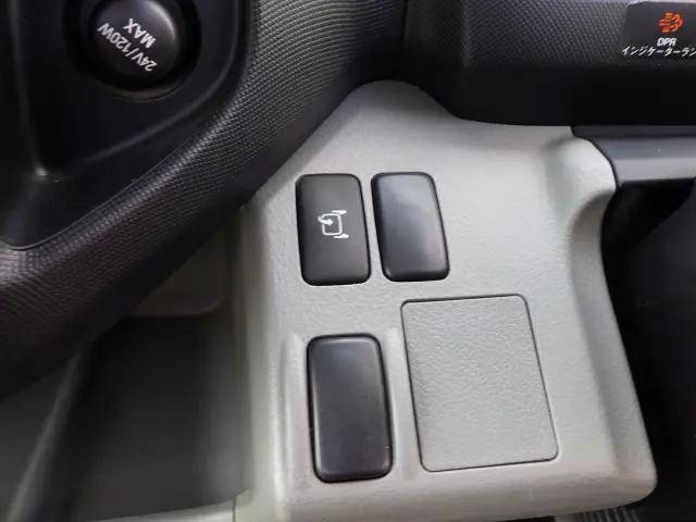 日野デュトロ平ボディ小型（2t・3t）[写真17]