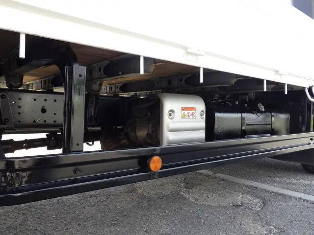 日野デュトロ平ボディ小型（2t・3t）[写真28]