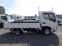 トヨタダイナ平ボディ小型（2t・3t）[写真12]