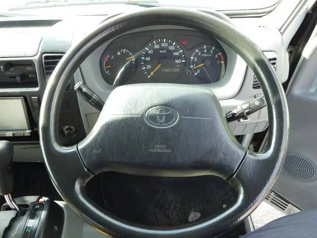 トヨタダイナ平ボディ小型（2t・3t）[写真19]