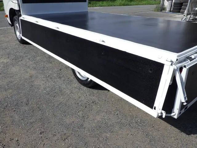 トヨタダイナ平ボディ小型（2t・3t）[写真09]