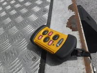 日野レンジャー冷蔵冷凍ウイング中型（4t）[写真23]