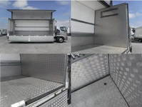 日野レンジャー冷蔵冷凍ウイング中型（4t）[写真27]