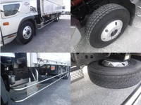 日野レンジャー冷蔵冷凍ウイング中型（4t）[写真33]