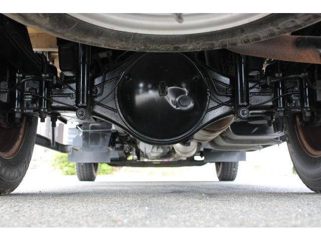 三菱ふそうキャンター平ボディ小型（2t・3t）[写真19]