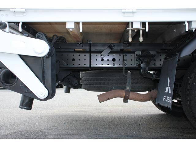 三菱ふそうキャンター平ボディ小型（2t・3t）[写真26]