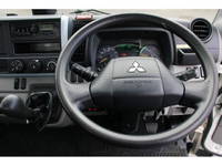 三菱ふそうキャンター平ボディ小型（2t・3t）[写真29]