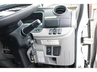 三菱ふそうキャンター平ボディ小型（2t・3t）[写真32]