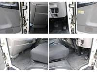 三菱ふそうキャンター平ボディ小型（2t・3t）[写真35]