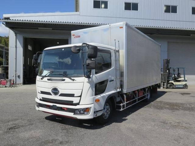 日野レンジャーアルミバン中型（4t）[写真03]