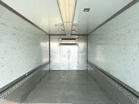 日野レンジャー冷蔵冷凍ウイング中型（4t）[写真13]