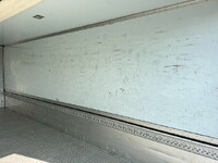 日野レンジャー冷蔵冷凍ウイング中型（4t）[写真16]