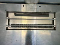 日野レンジャー冷蔵冷凍ウイング中型（4t）[写真17]