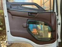 日野レンジャー冷蔵冷凍ウイング中型（4t）[写真28]