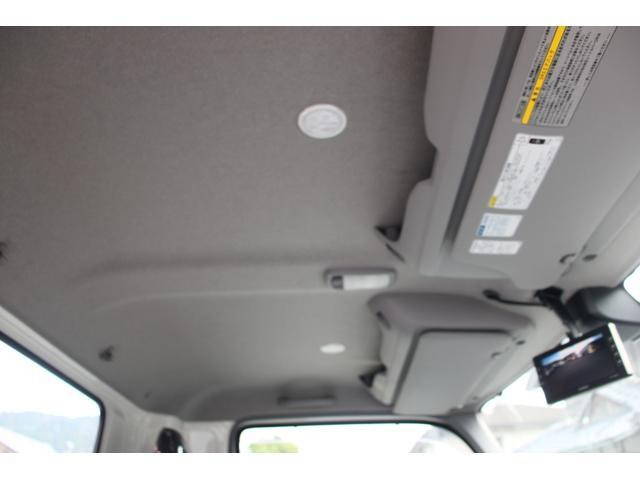 日野デュトロセーフティクレーン4段小型（2t・3t）[写真37]